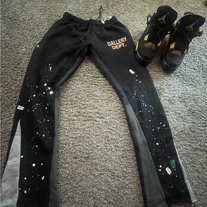 Gallery Dept Black Sweatpants with Artistic Flair